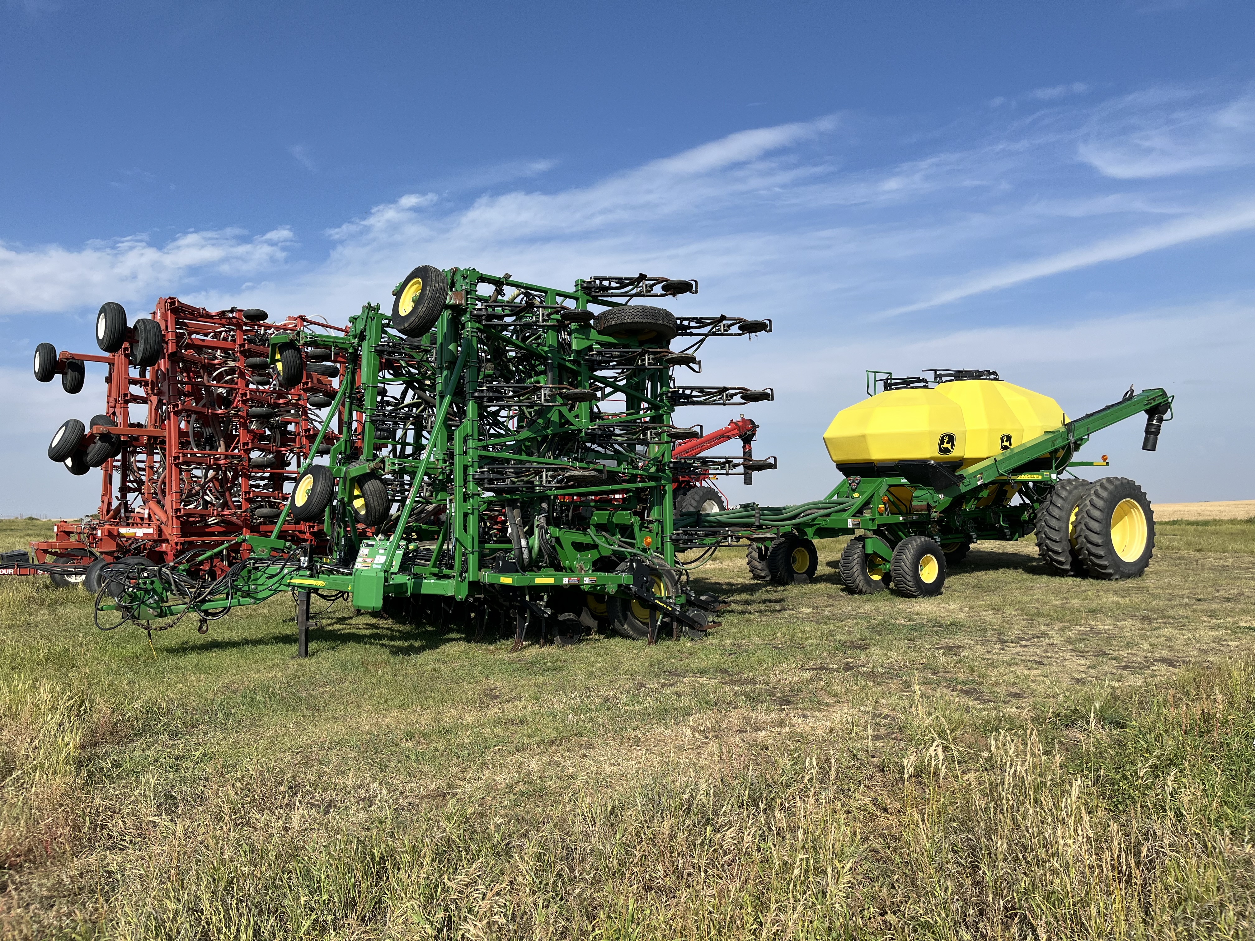 2012 John Deere 1870 56'12" w/ 1910-430 Air Drill