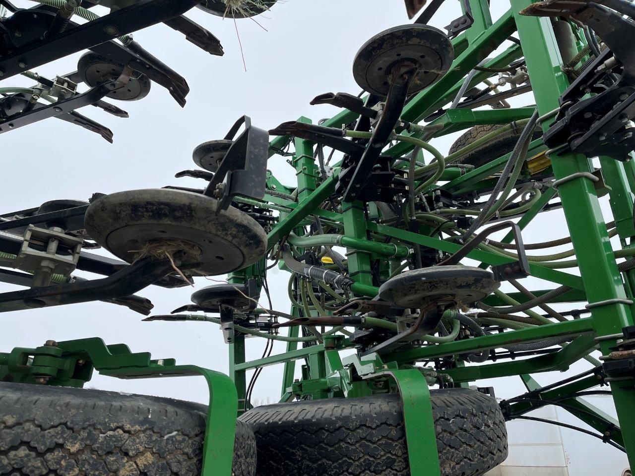 2012 John Deere 1870 56'12" w/ 1910-430 Air Drill