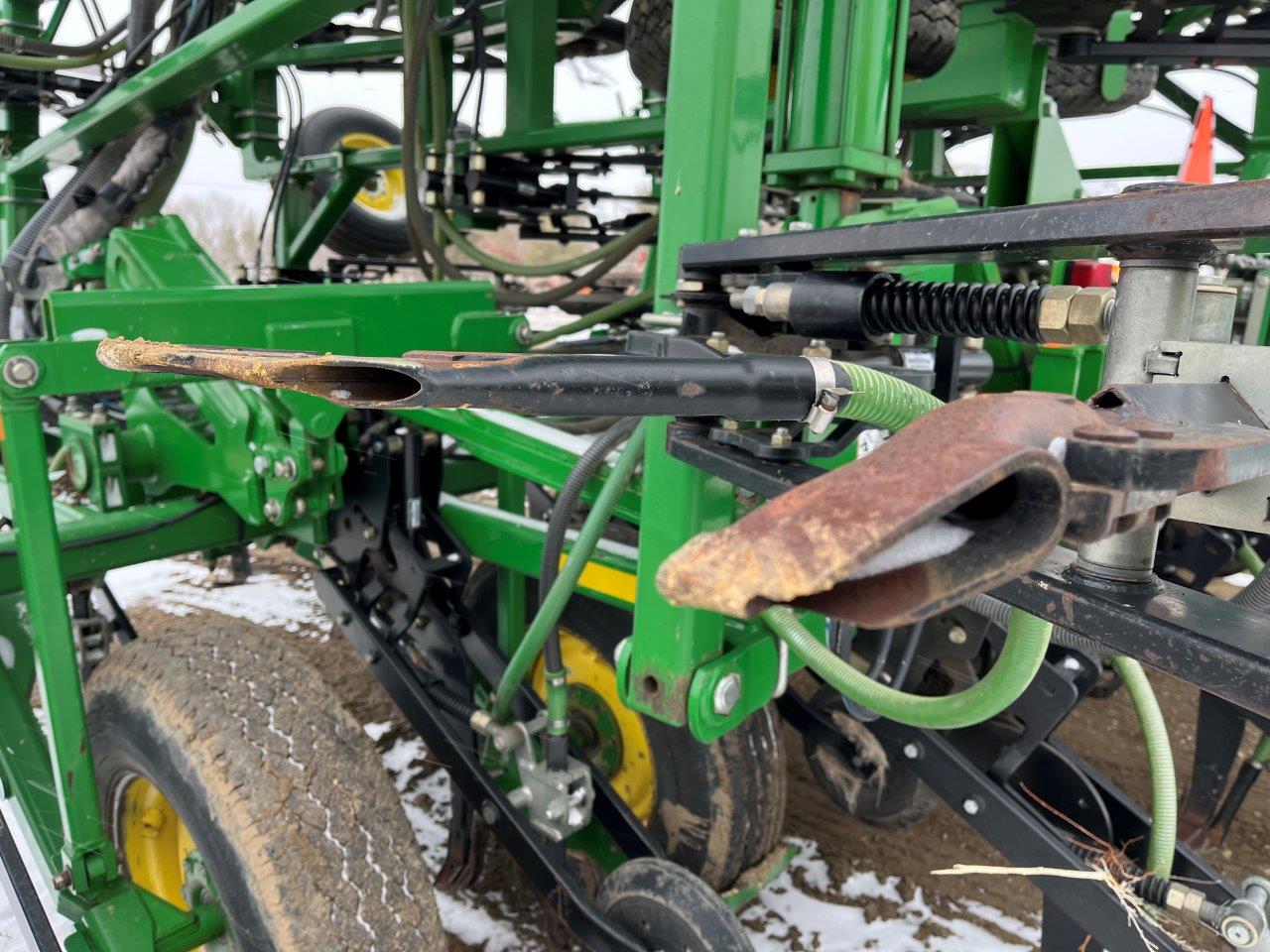 2012 John Deere 1870 56'12" w/ 1910-430 Air Drill