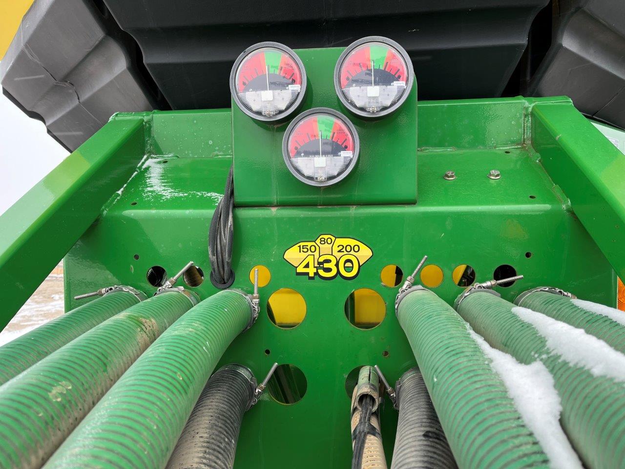 2012 John Deere 1870 56'12" w/ 1910-430 Air Drill