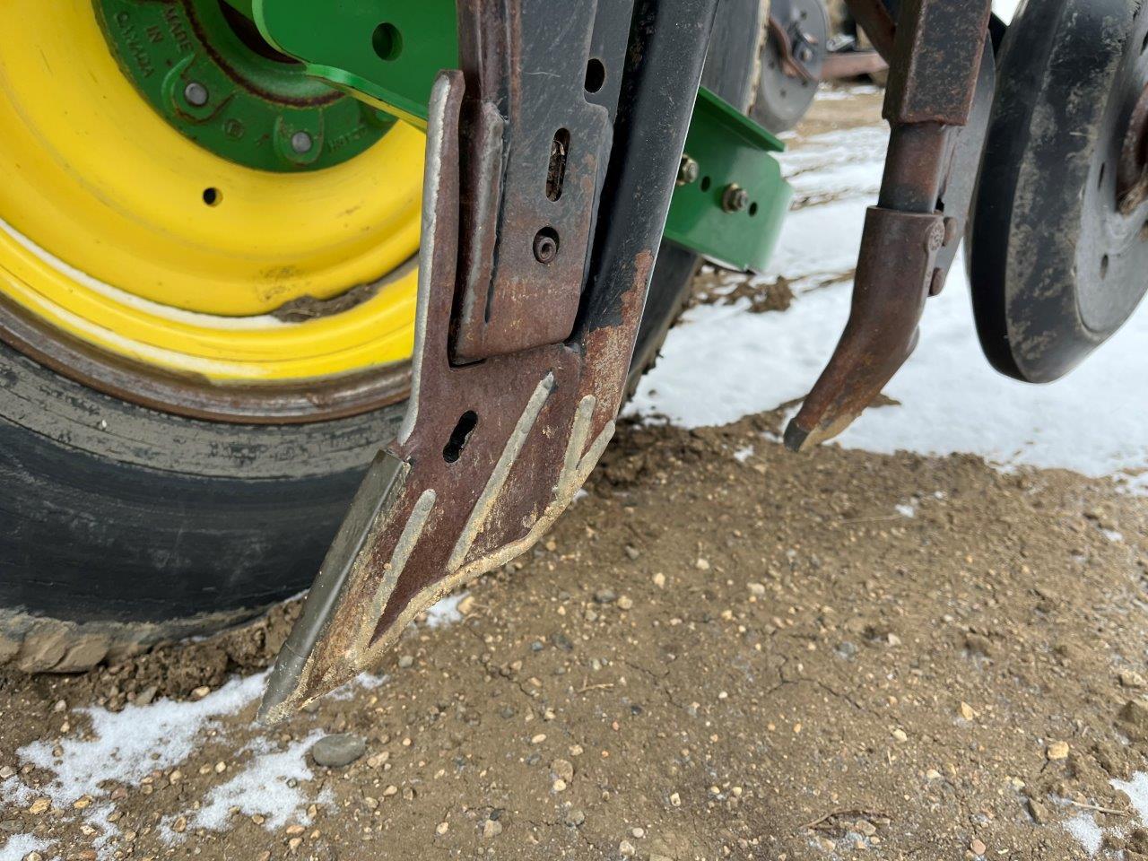 2012 John Deere 1870 56'12" w/ 1910-430 Air Drill