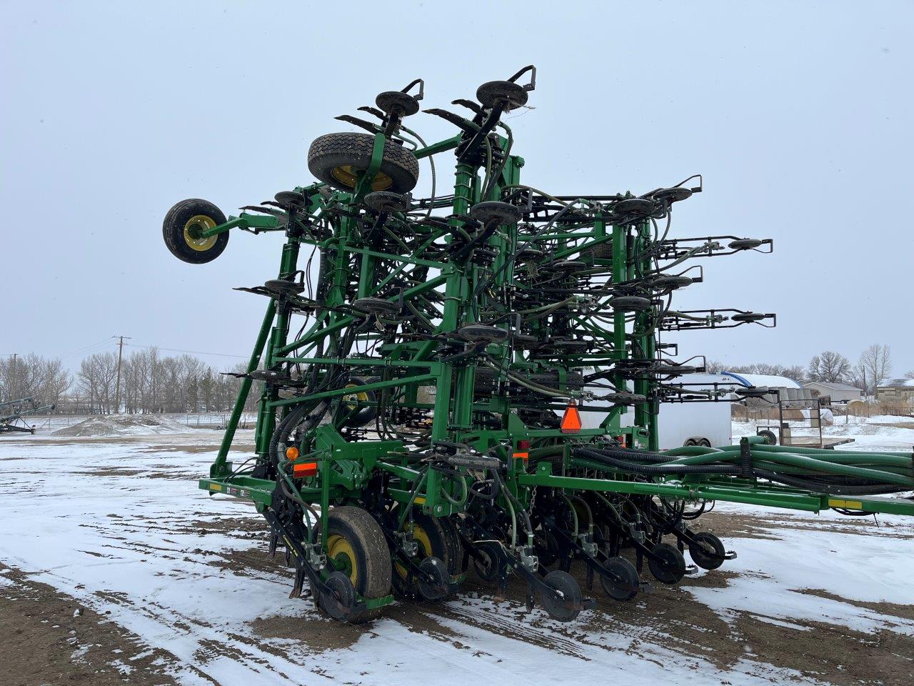 2012 John Deere 1870 56'12" w/ 1910-430 Air Drill