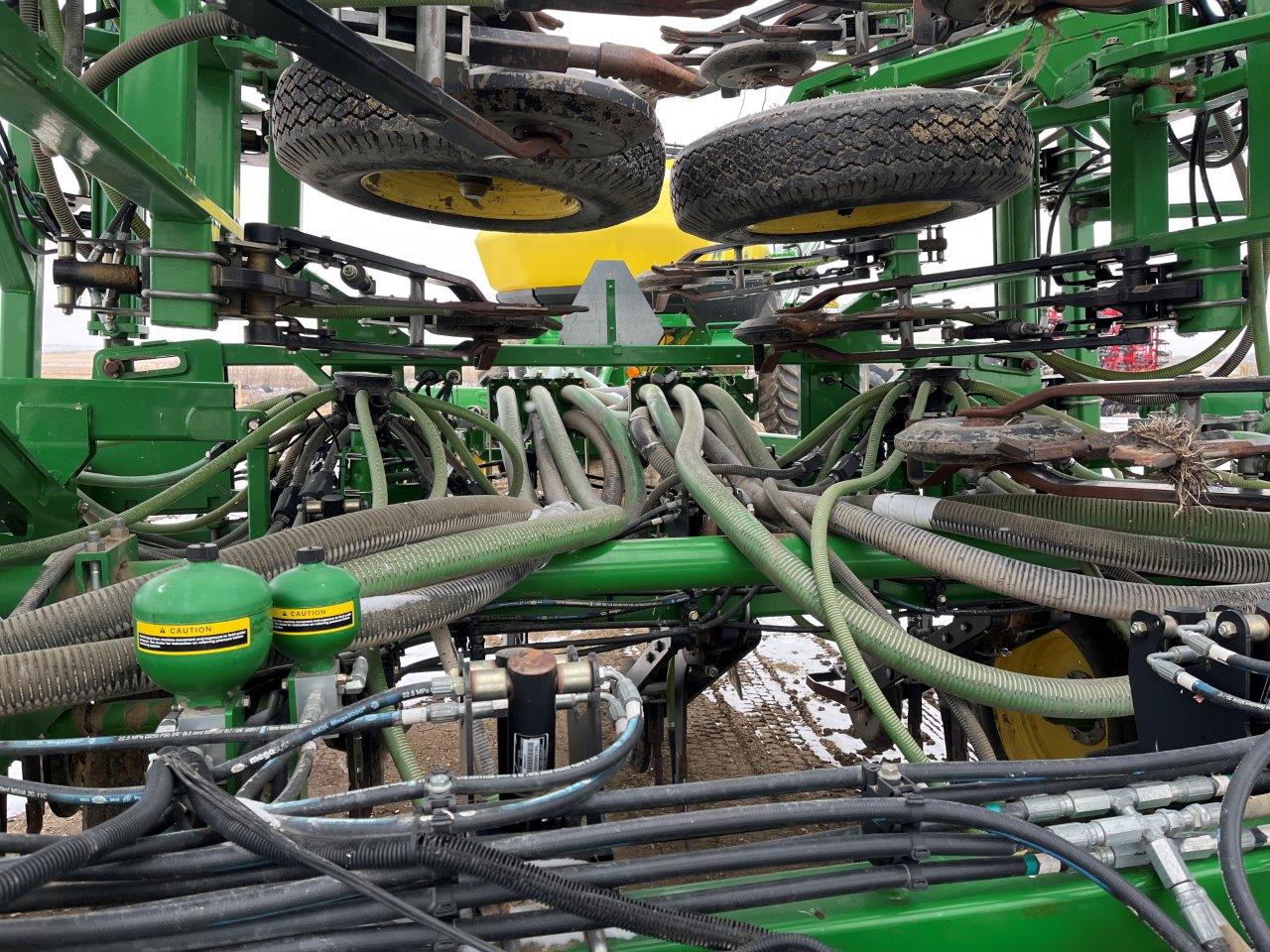 2012 John Deere 1870 56'12" w/ 1910-430 Air Drill