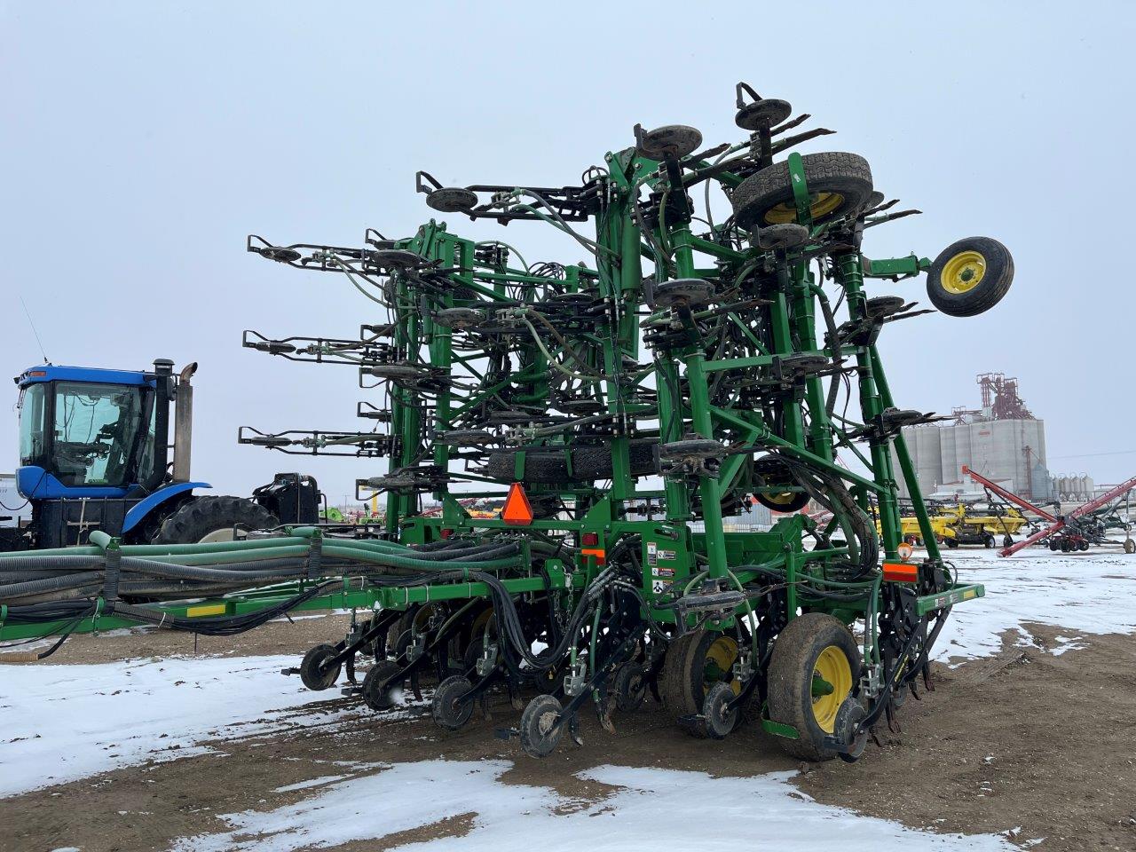 2012 John Deere 1870 56'12" w/ 1910-430 Air Drill