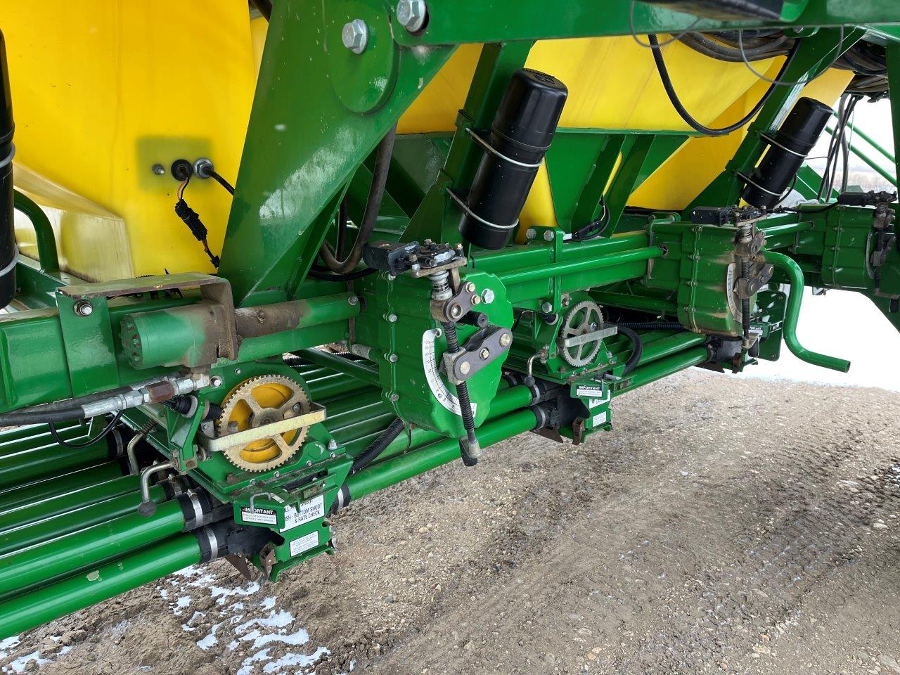 2012 John Deere 1870 56'12" w/ 1910-430 Air Drill