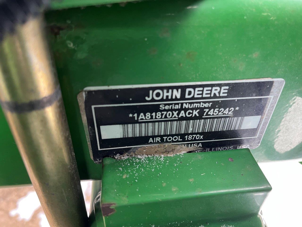2012 John Deere 1870 56'12" w/ 1910-430 Air Drill