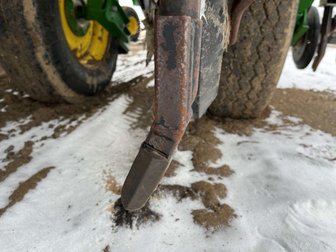 2012 John Deere 1870 56'12" w/ 1910-430 Air Drill