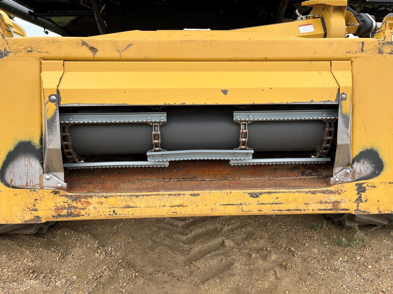 2015 CLAAS 750TT Combine