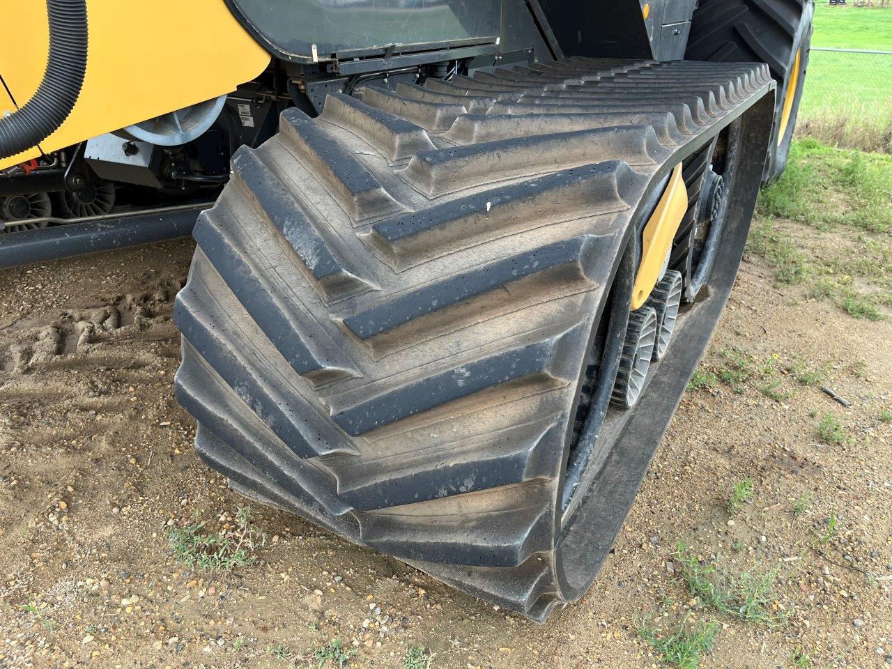 2015 CLAAS 750TT Combine