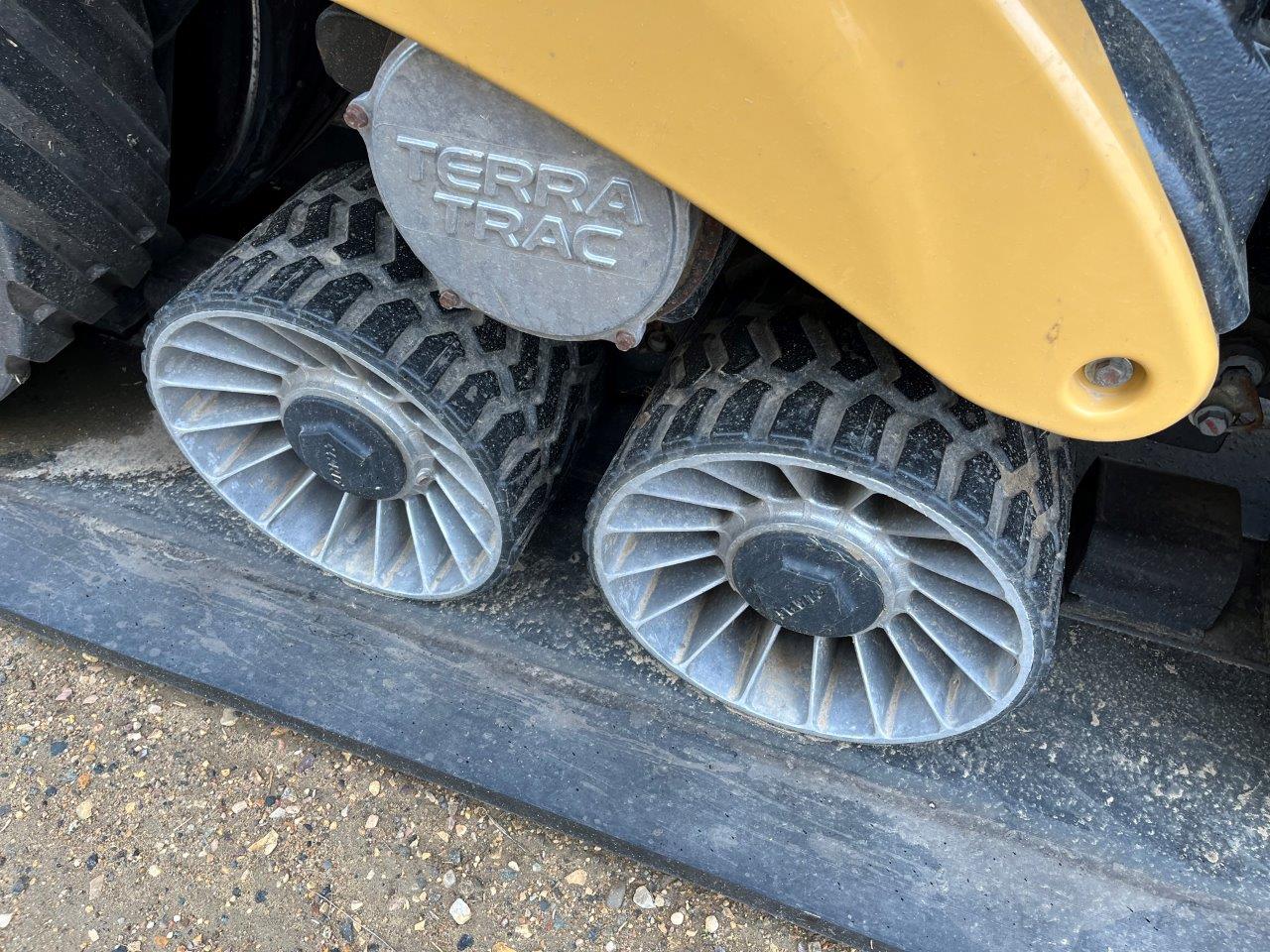 2015 CLAAS 750TT Combine