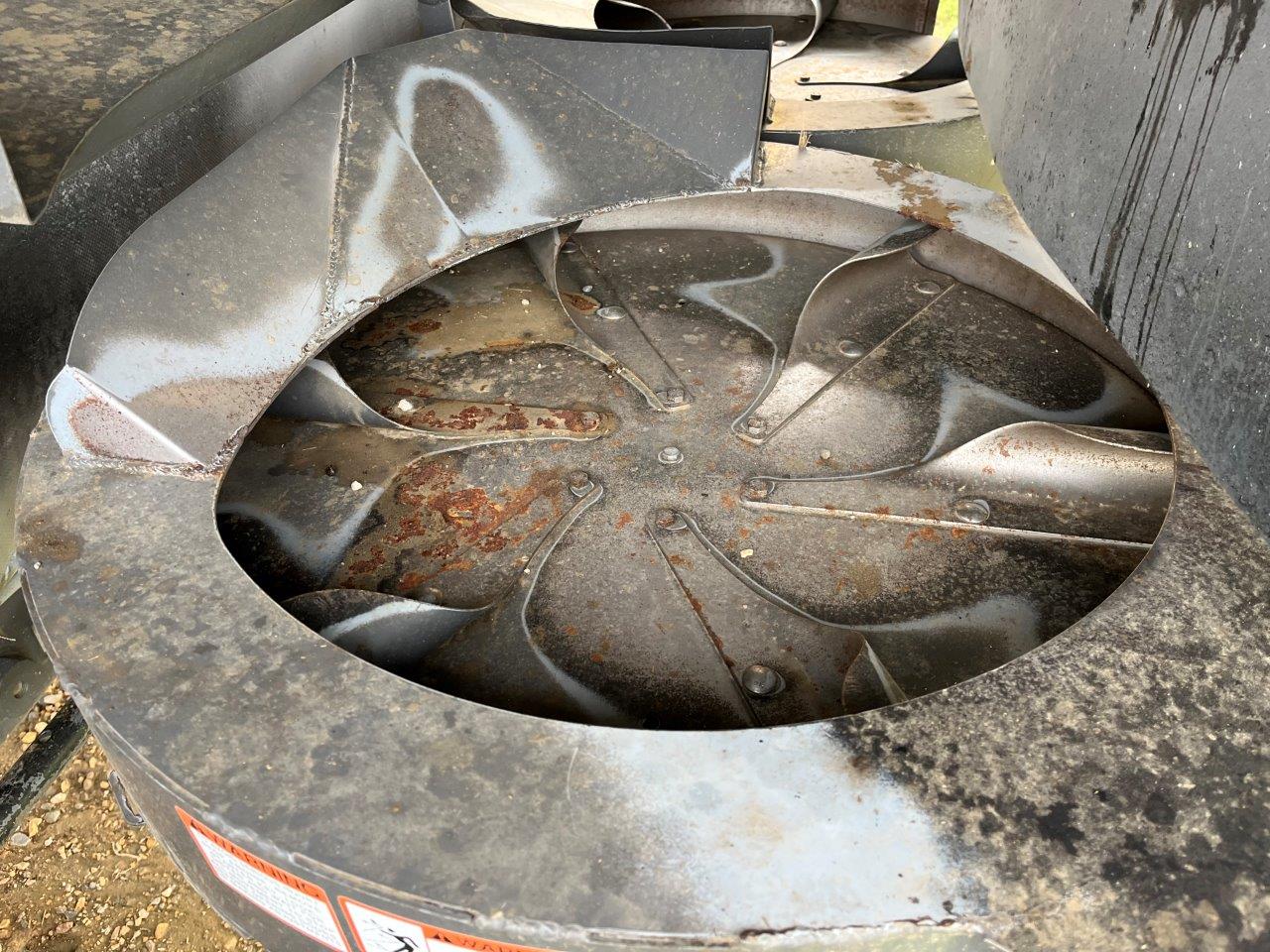 2015 CLAAS 750TT Combine