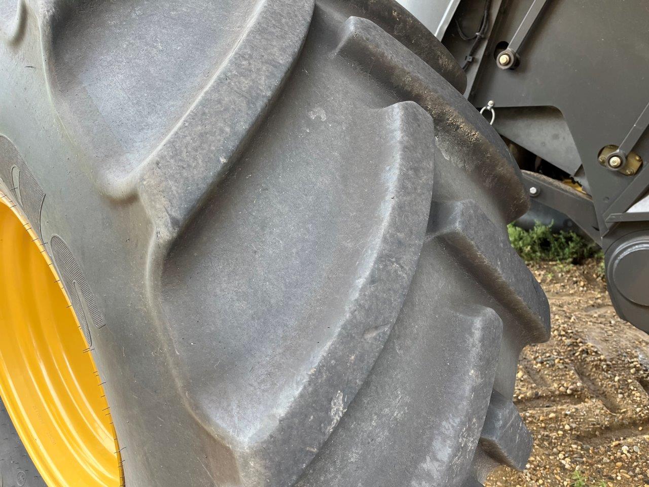 2015 CLAAS 750TT Combine