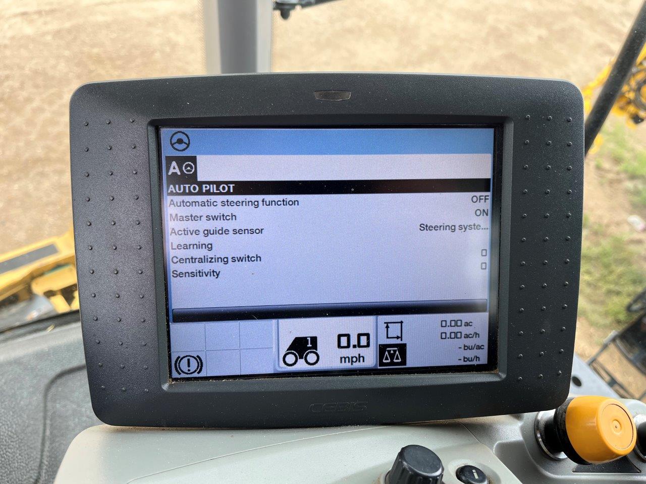 2015 CLAAS 750TT Combine