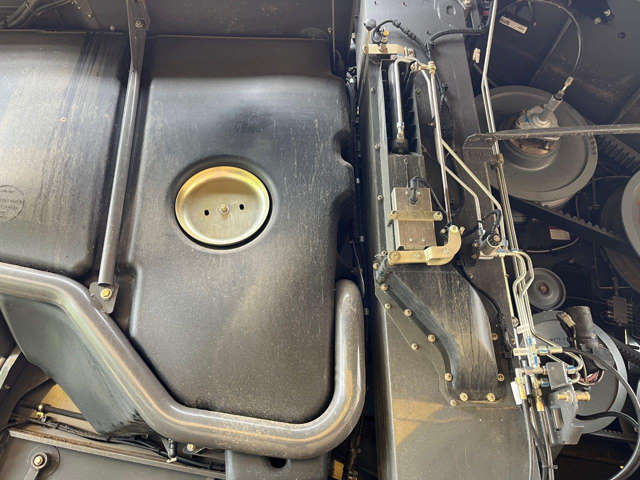 2015 CLAAS 750TT Combine