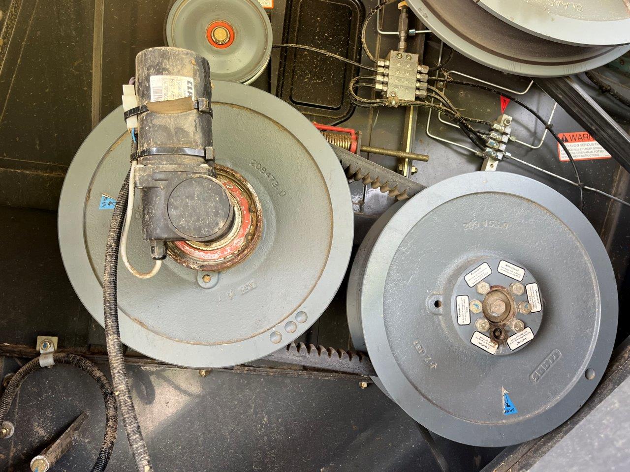 2018 CLAAS 750TT Combine