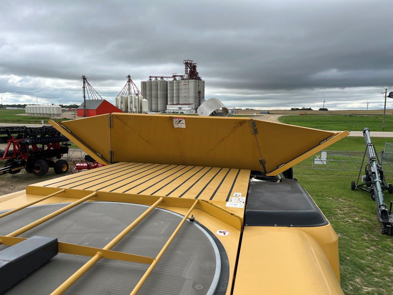 2018 CLAAS 750TT Combine