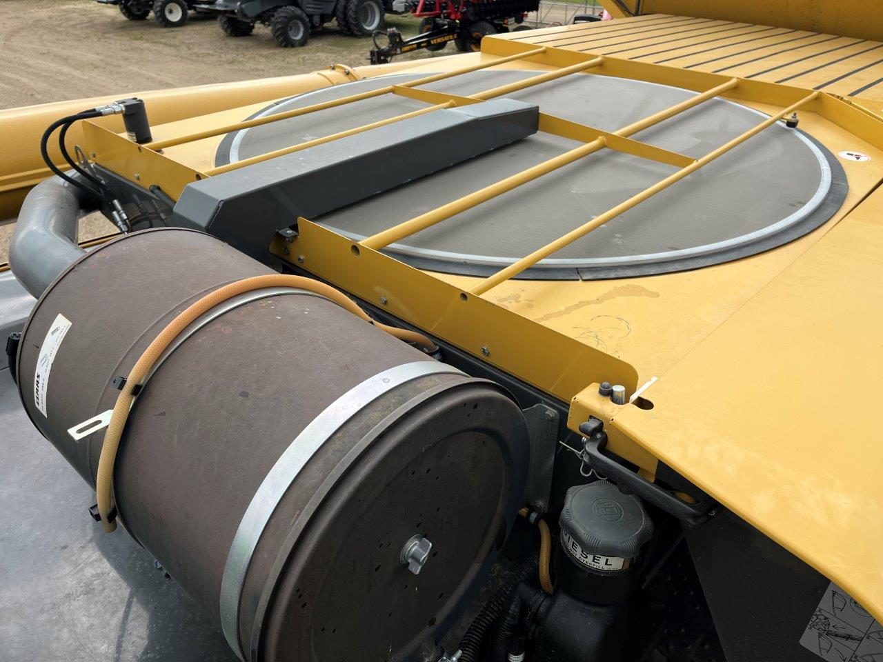 2018 CLAAS 750TT Combine