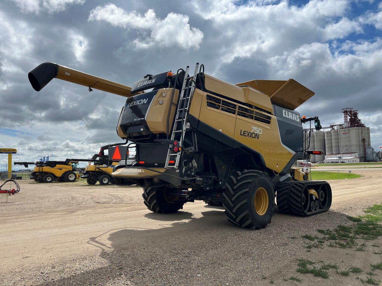 2018 CLAAS 750TT Combine