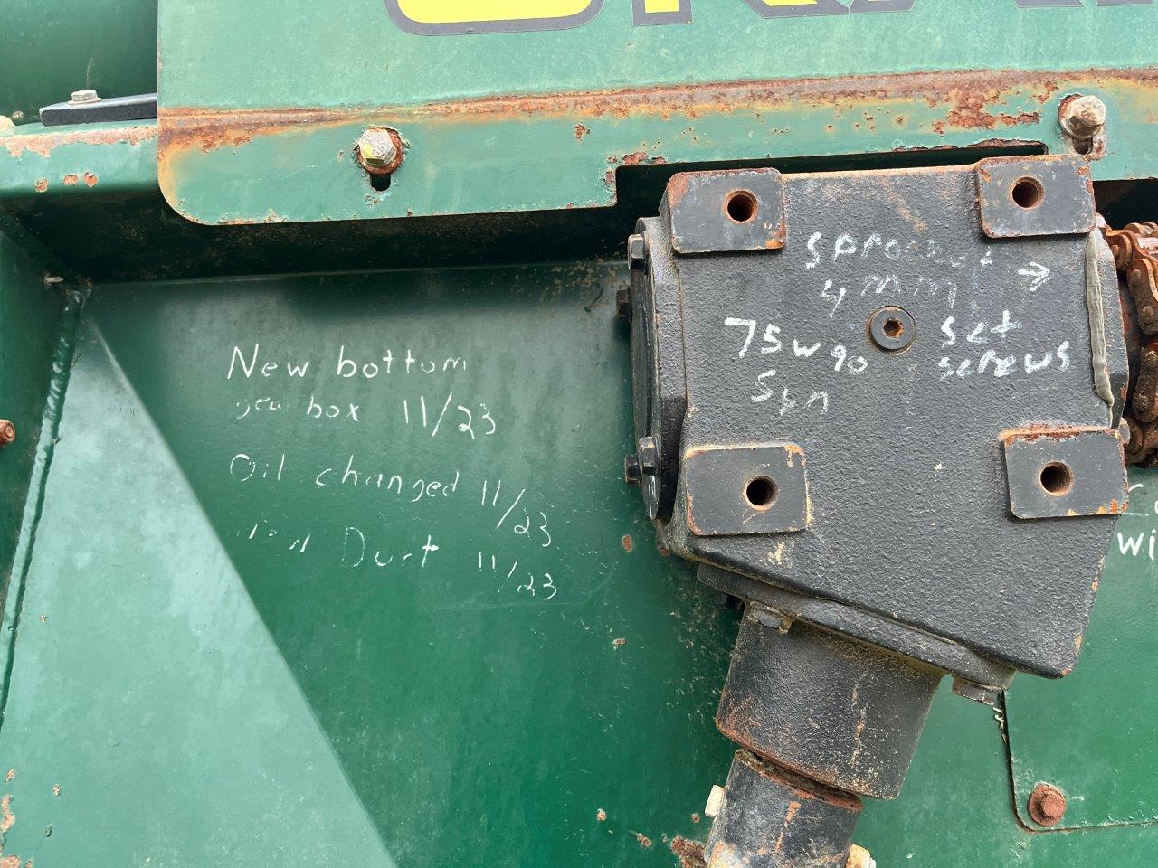 2016 GrainMaxx 7495 Grain Auger