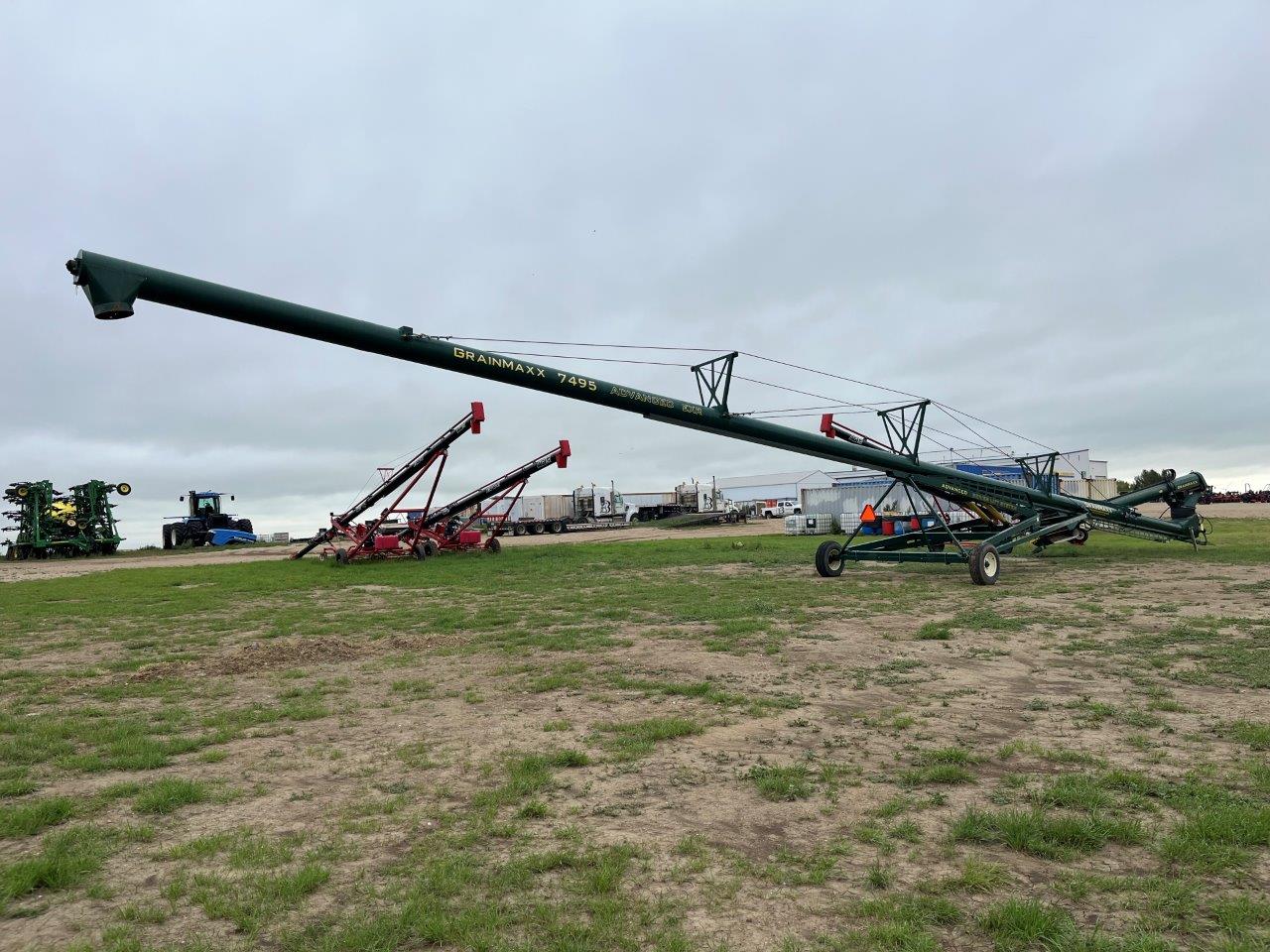 2016 GrainMaxx 7495 Grain Auger