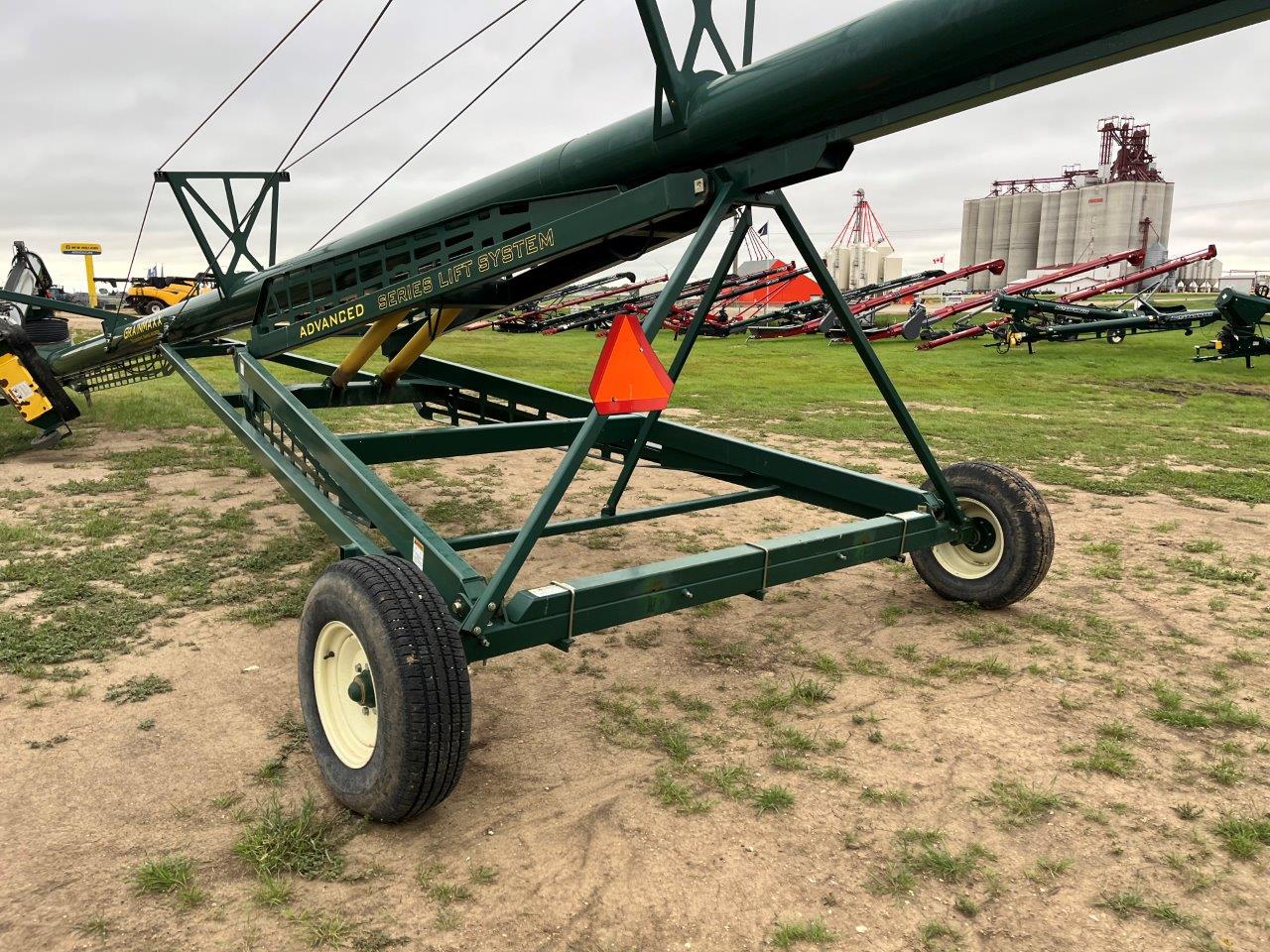 2016 GrainMaxx 7495 Grain Auger