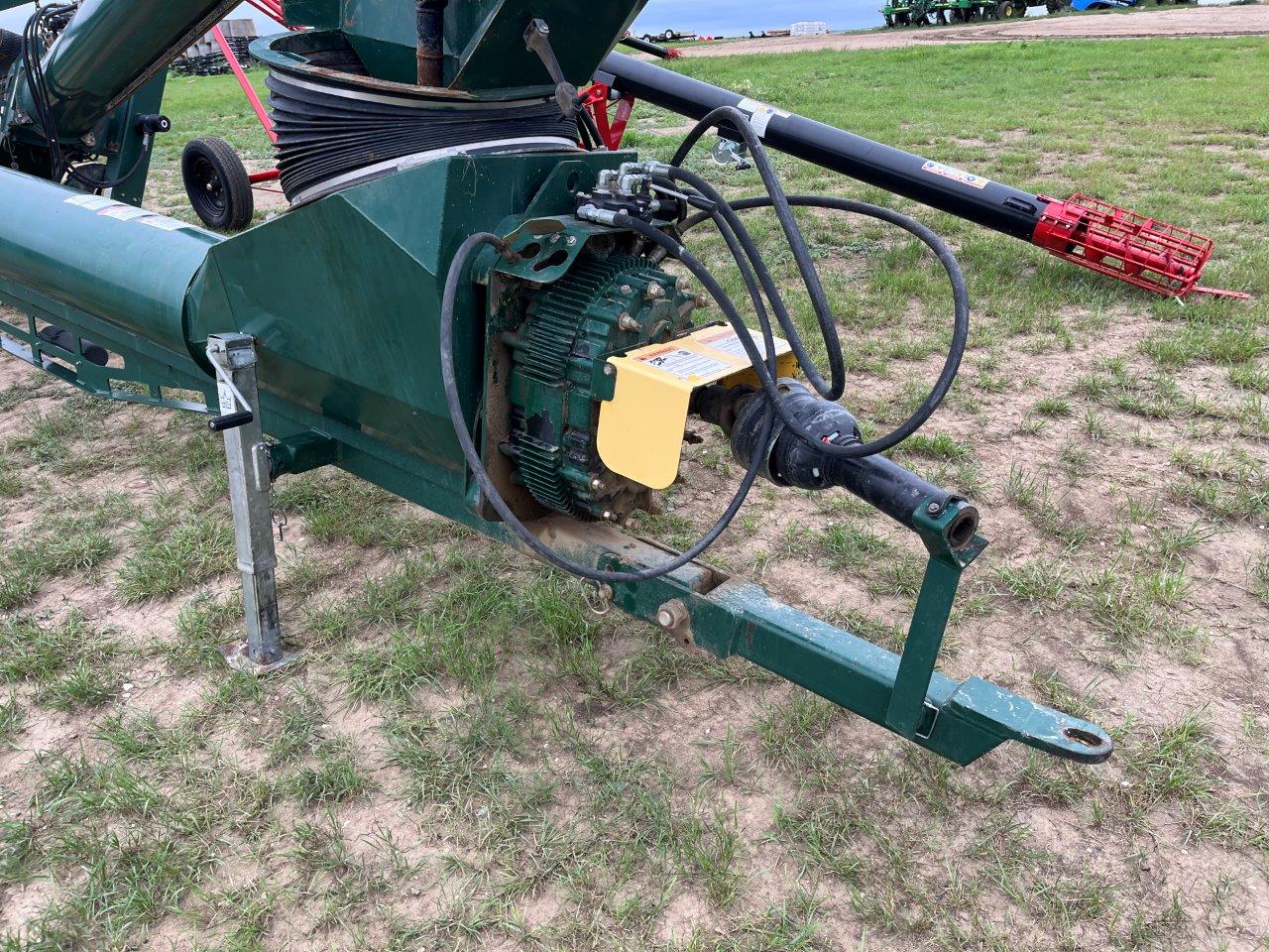 2016 GrainMaxx 7495 Grain Auger