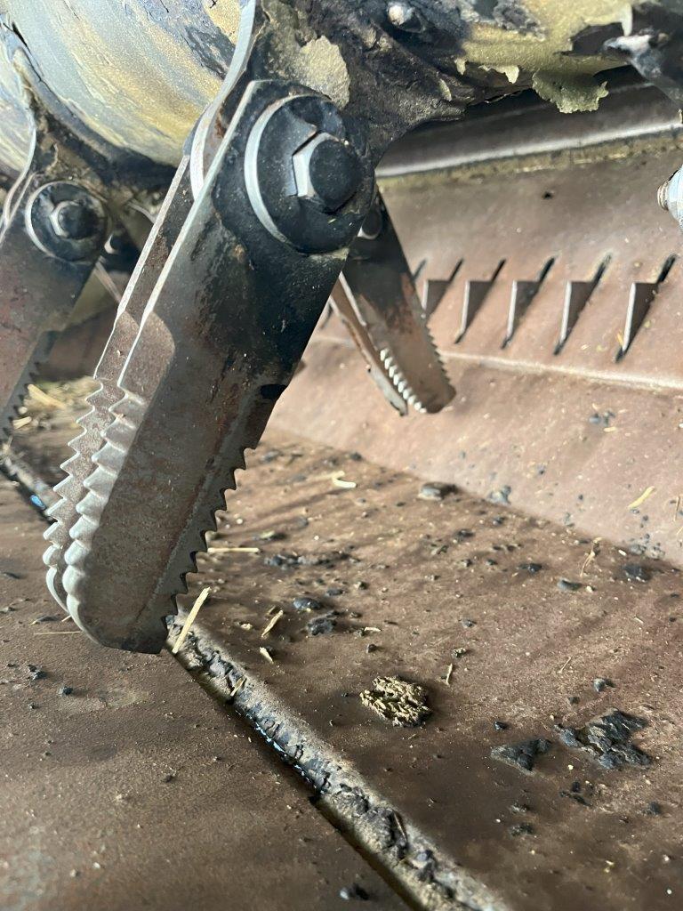 2021 New Holland CR8.90 Combine