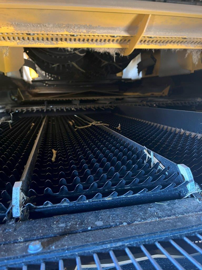 2021 New Holland CR8.90 Combine