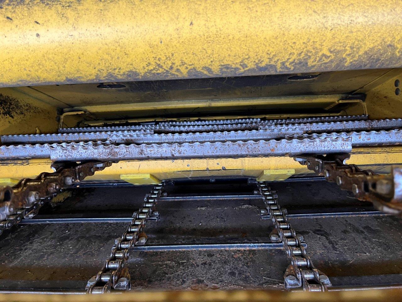 2021 New Holland CR8.90 Combine