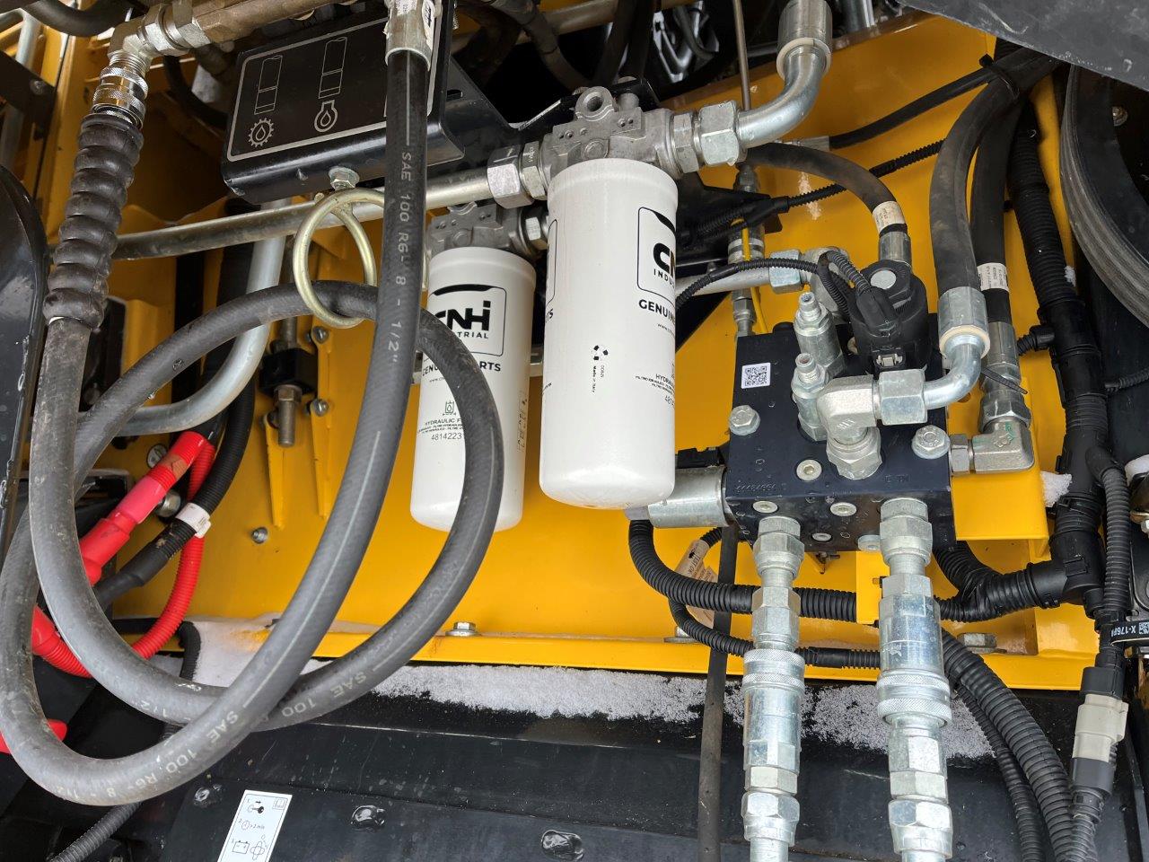 2021 New Holland CR8.90 Combine