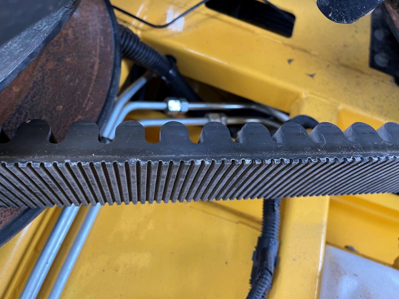 2021 New Holland CR8.90 Combine