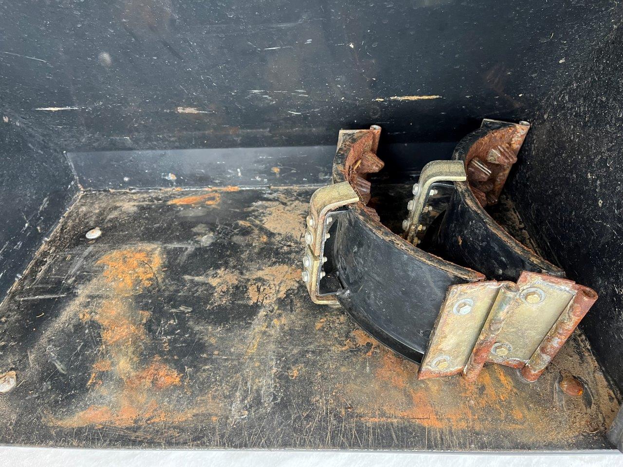 2021 New Holland CR8.90 Combine