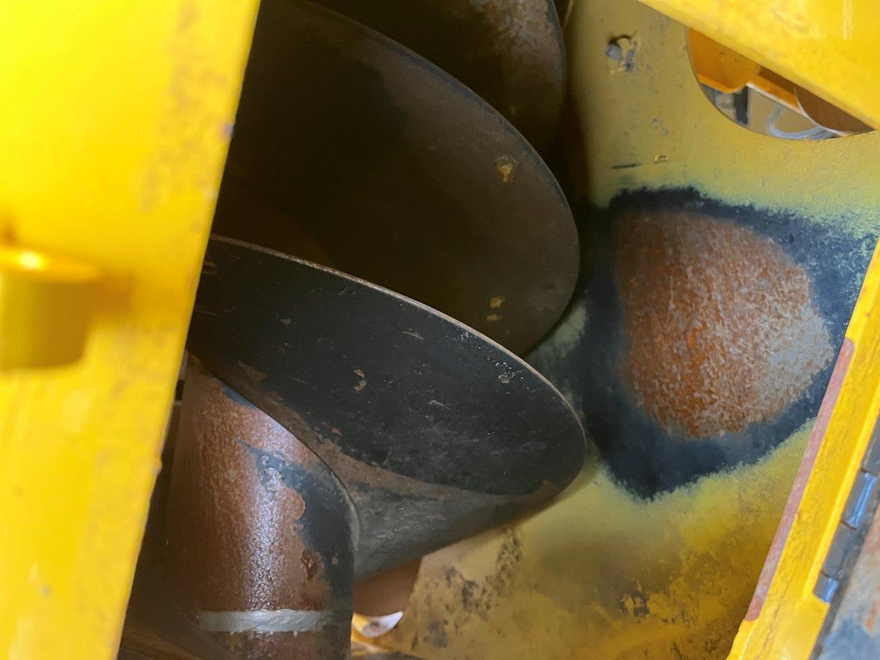 2021 New Holland CR8.90 Combine