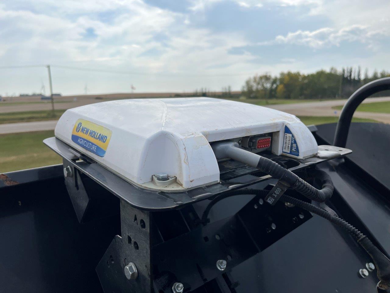2021 New Holland CR8.90 Combine