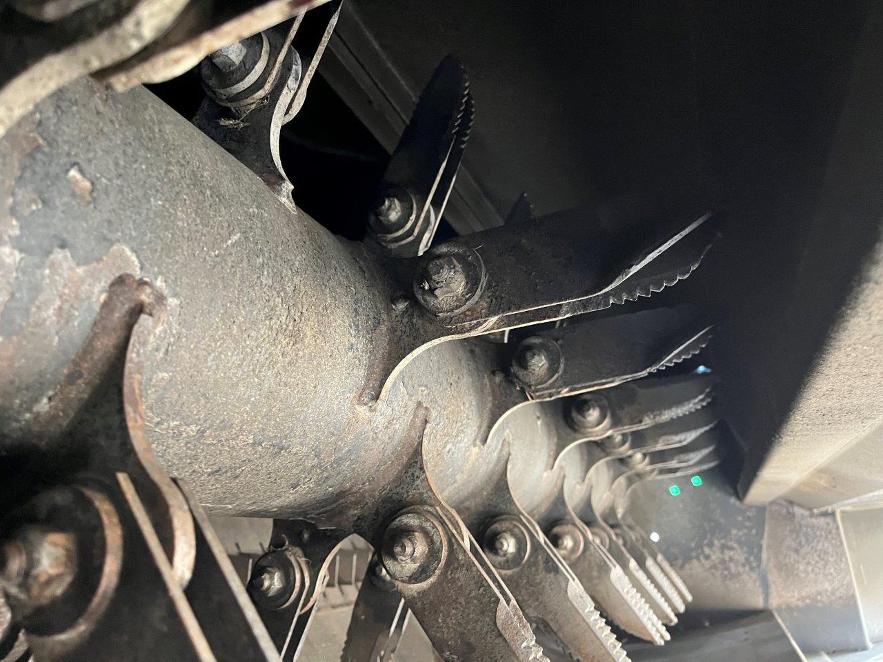 2021 New Holland CR8.90 Combine