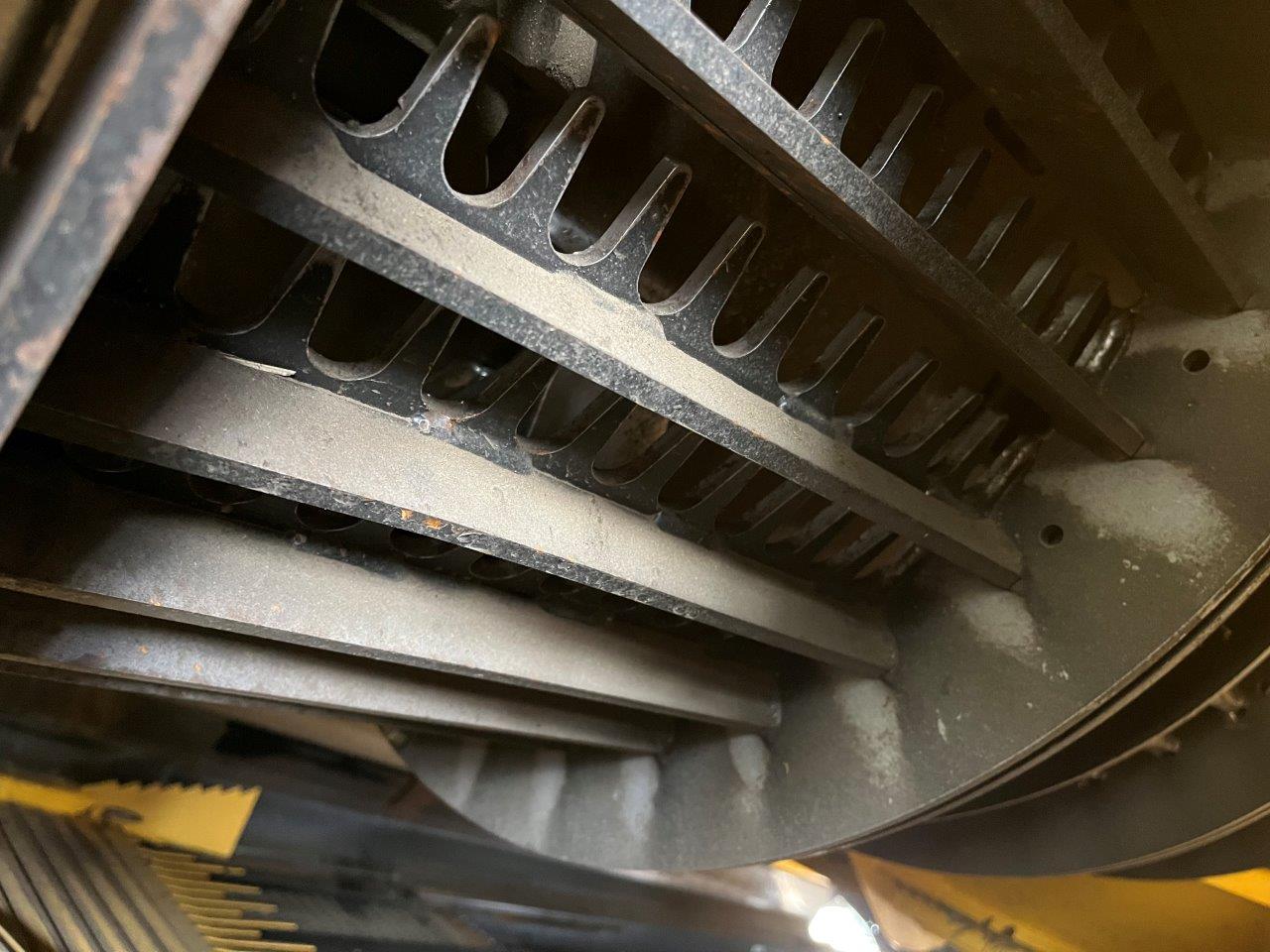 2021 New Holland CR8.90 Combine