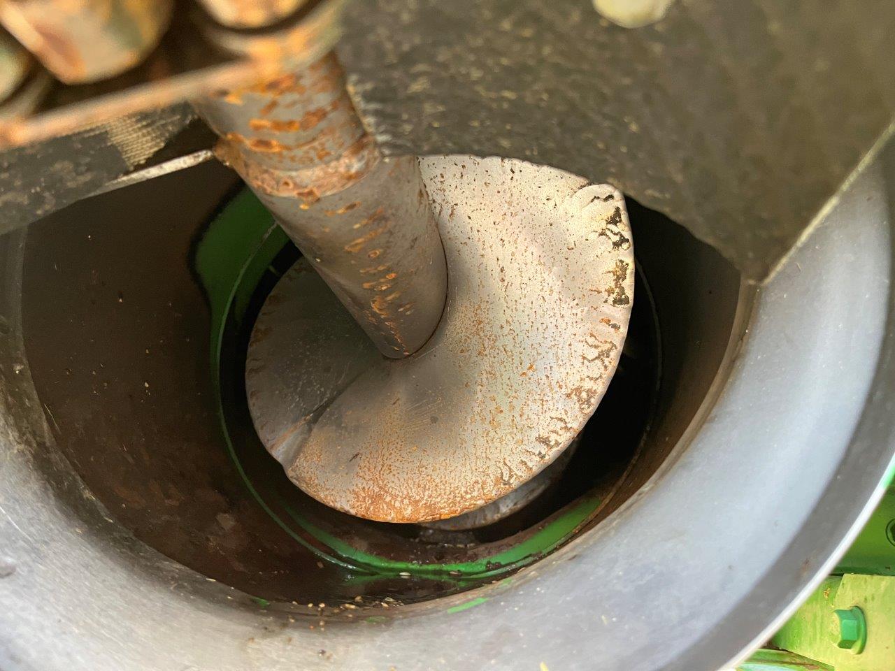 2012 John Deere S680 Combine