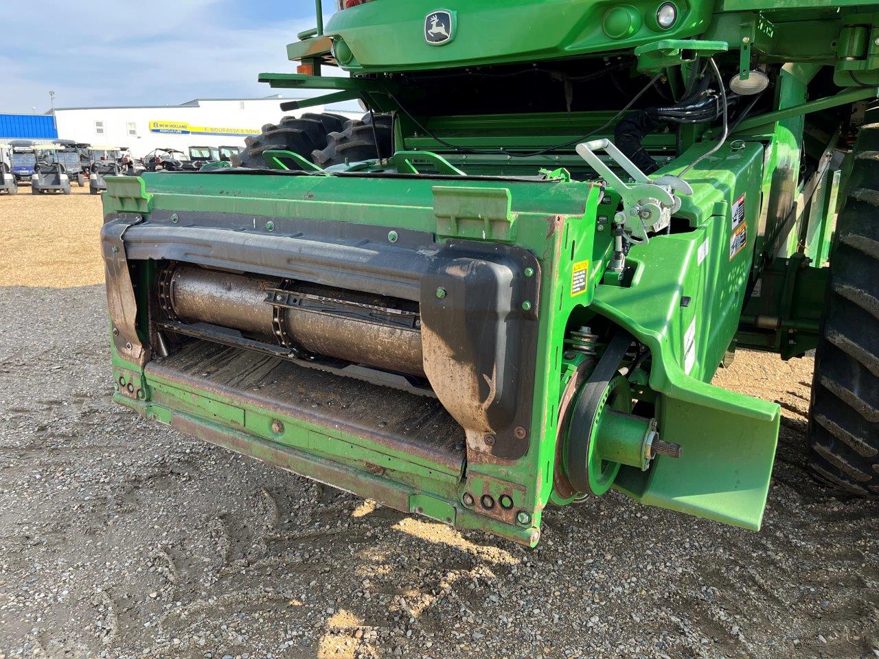 2012 John Deere S680 Combine