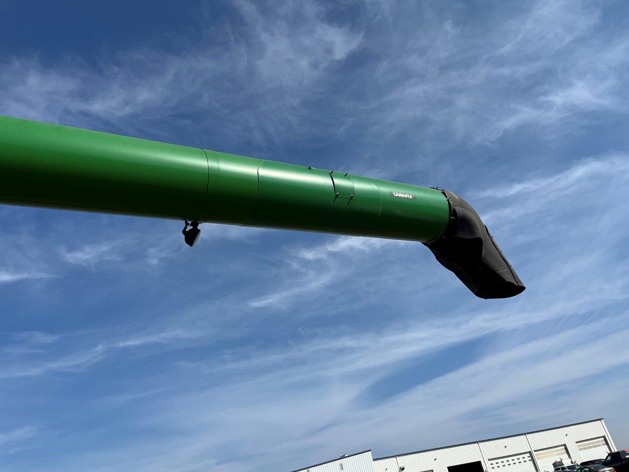 2012 John Deere S680 Combine