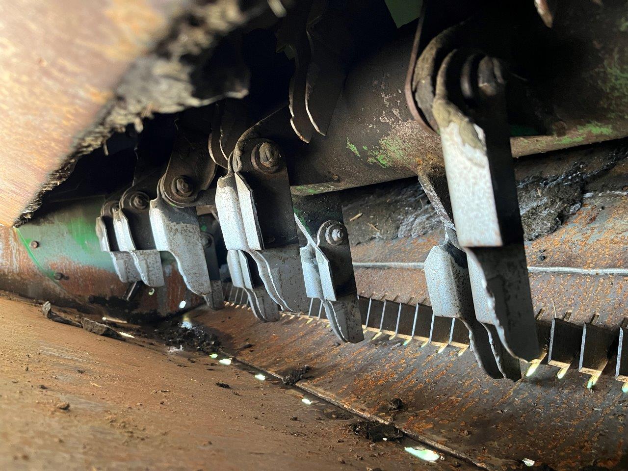 2012 John Deere S680 Combine