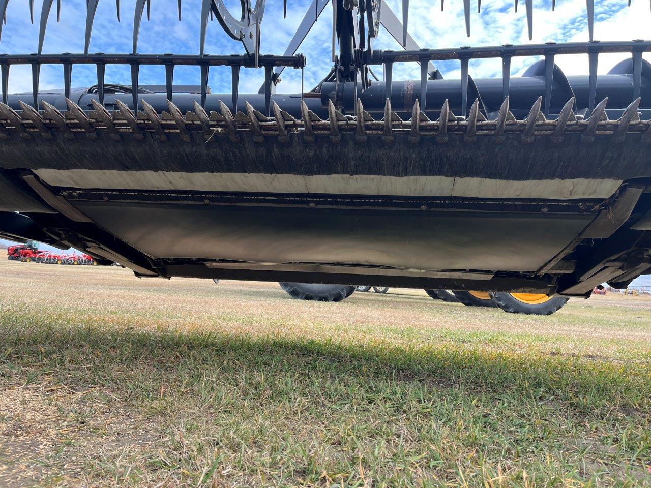 2017 MacDon FD75-40 JD DK Header Draper Flex