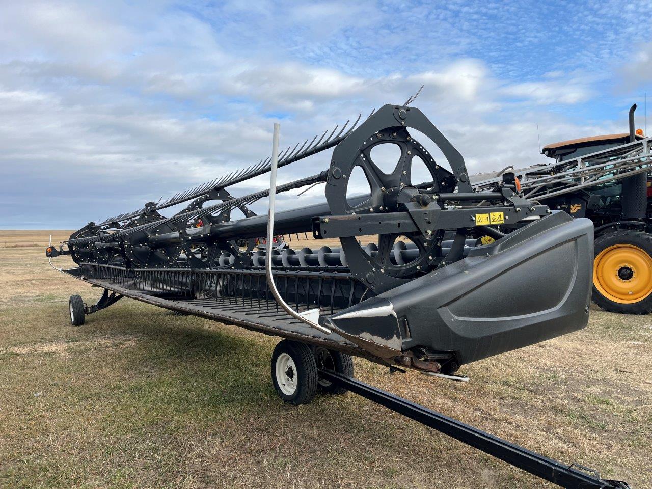 2017 MacDon FD75-40 JD DK Header Draper Flex