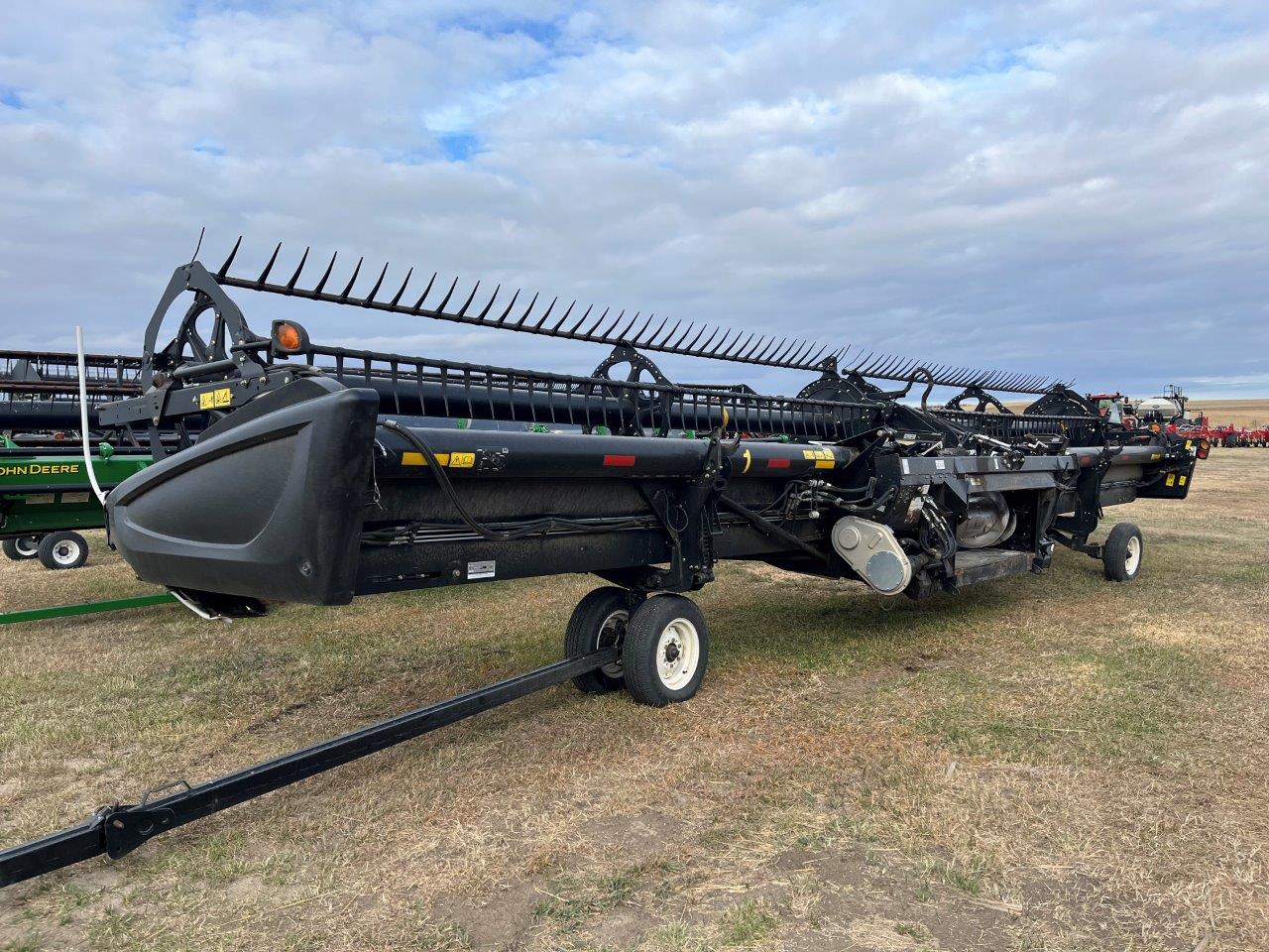 2017 MacDon FD75-40 JD DK Header Draper Flex