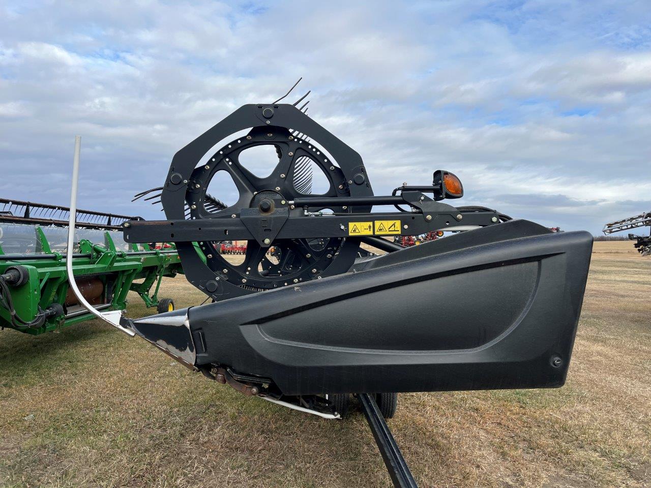 2017 MacDon FD75-40 JD DK Header Draper Flex