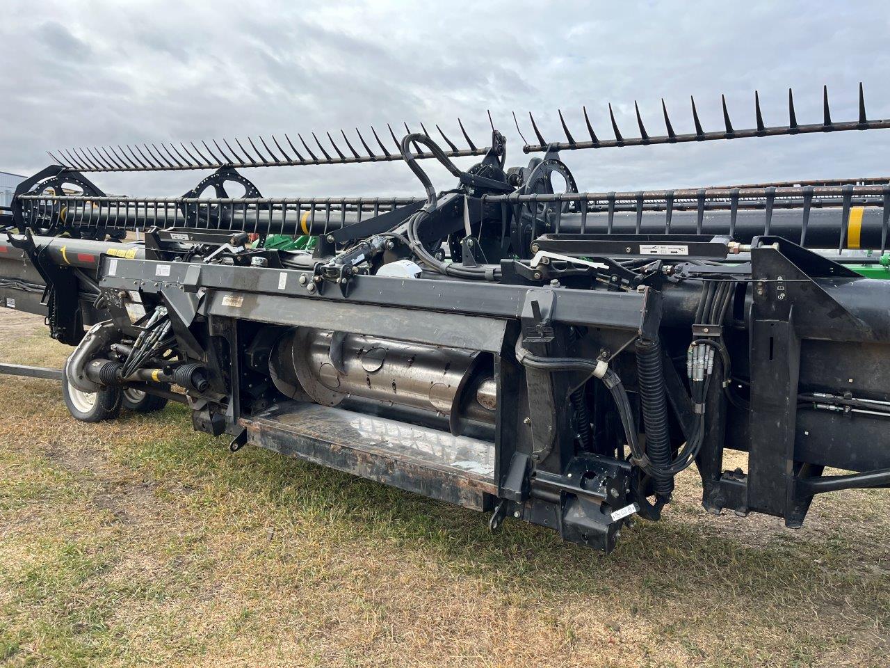 2017 MacDon FD75-40 JD DK Header Draper Flex