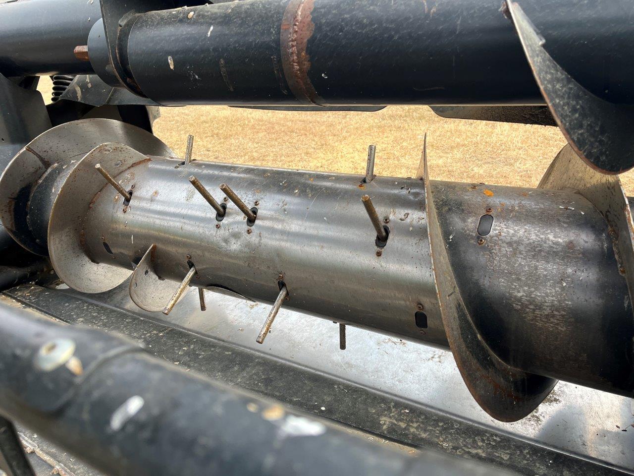 2017 MacDon FD75-40 JD DK Header Draper Flex