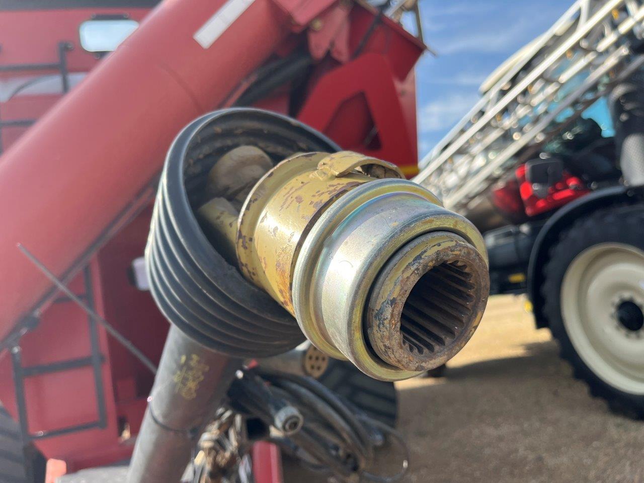 2011 Unverferth 1015 Grain Cart