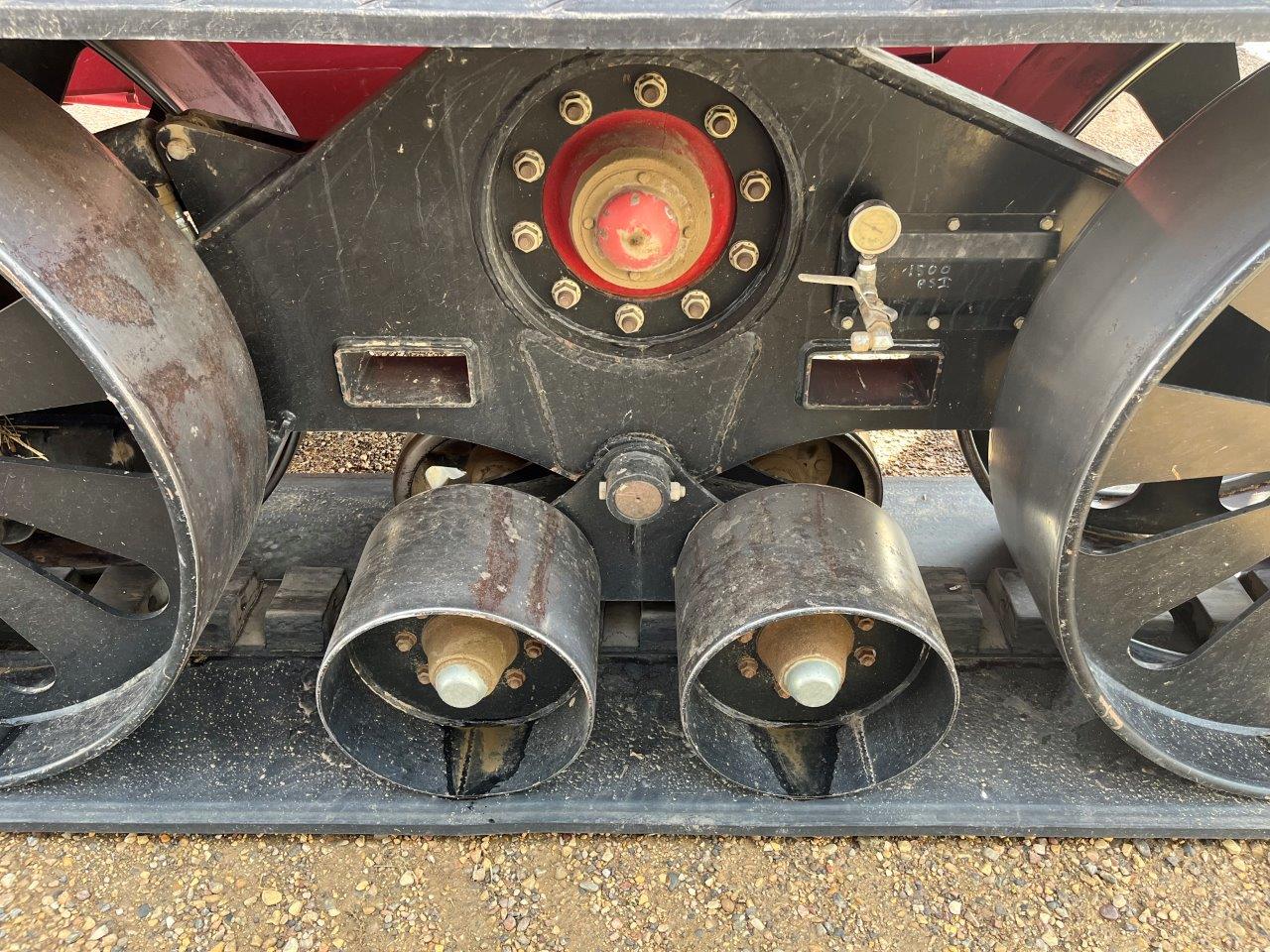 2011 Unverferth 1015 Grain Cart