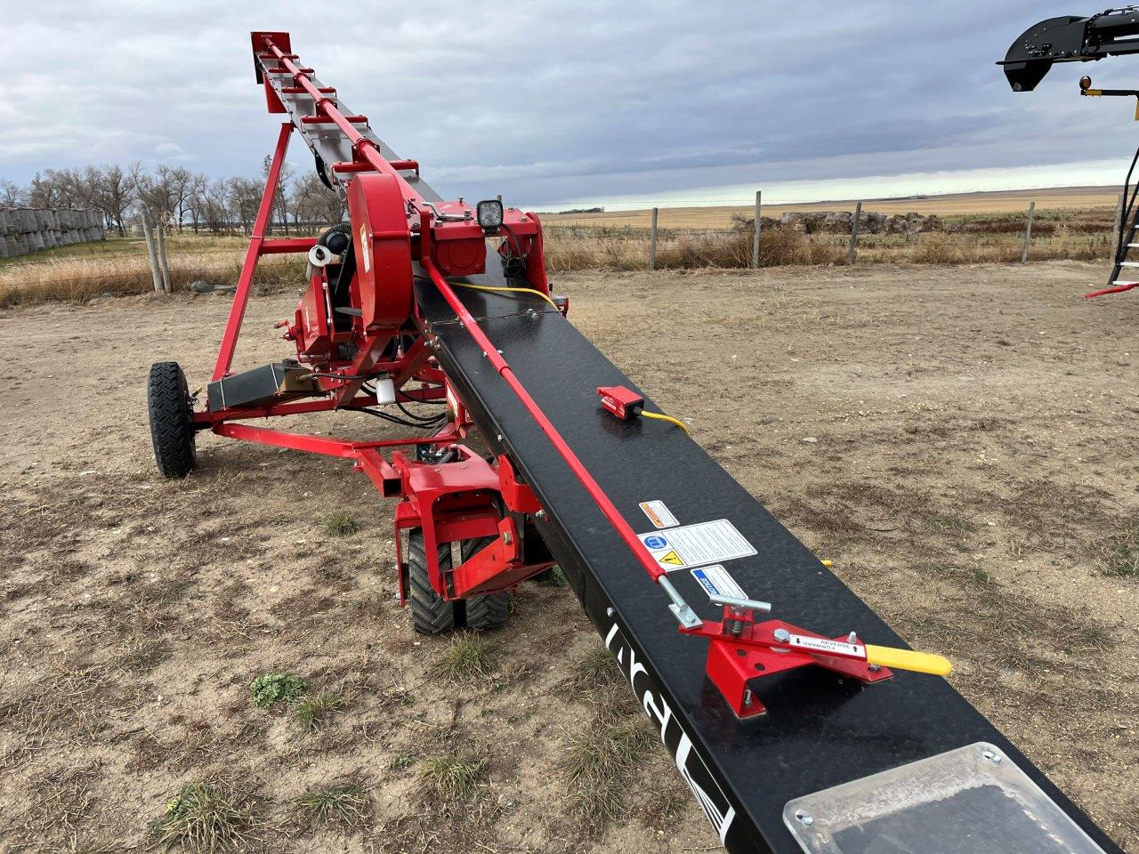 2023 AGI UTX-44 Grain Auger