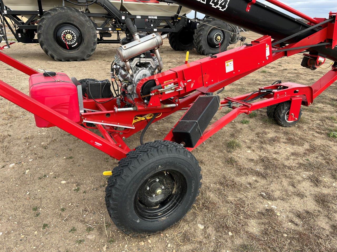 2023 AGI UTX-44 Grain Auger